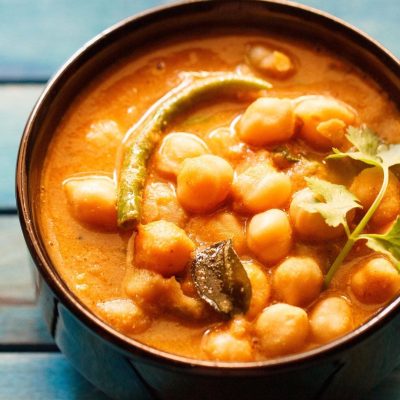 Mouthwatering Authentic Indian Chickpea Curry Recipe