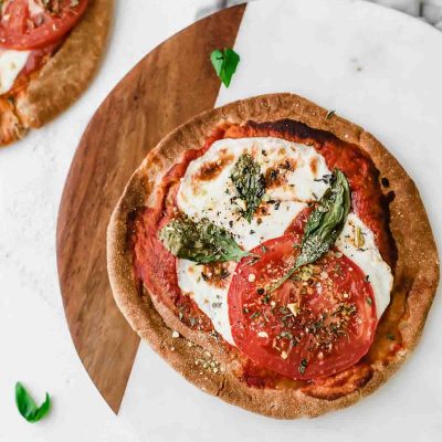 Nutritious Vegetable Pita Pizza Recipe - Easy & Healthy
