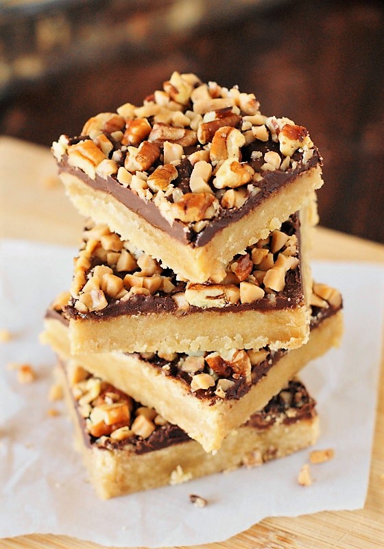 Oatmeal Chocolate Toffee Squares