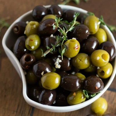 Olives Marinated In Chilli, Basil And Garlic