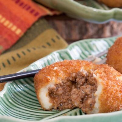 Papas Rellenas - Fried Stuffed Potatoes