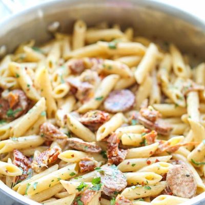 Pasta With Spicy Sun-Dried Tomato Cream