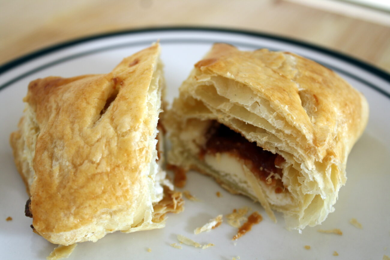 Pastelito De Guayaba – Cuban Guava Pastry