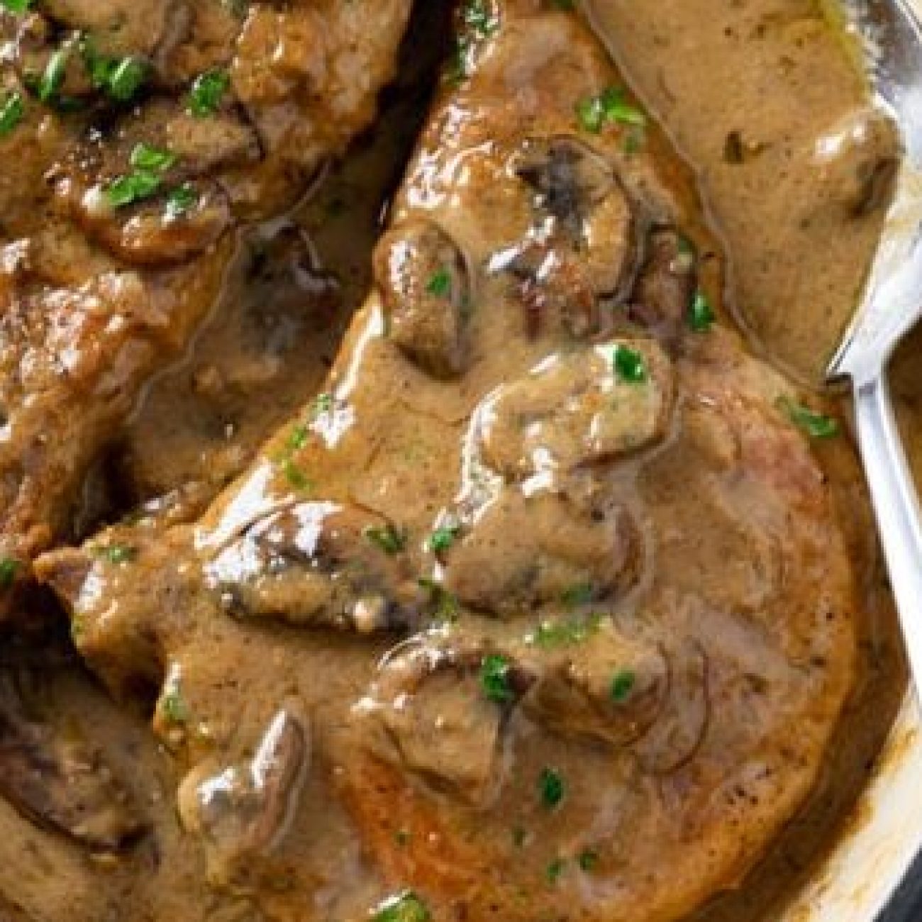 Pork Chops With Quick Mushroom Gravy