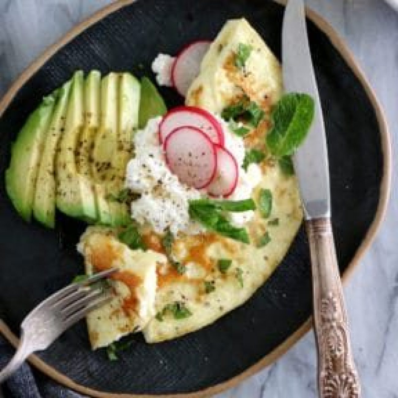 Ricotta, Tomato, and Spinach Fluffy Omelette Recipe