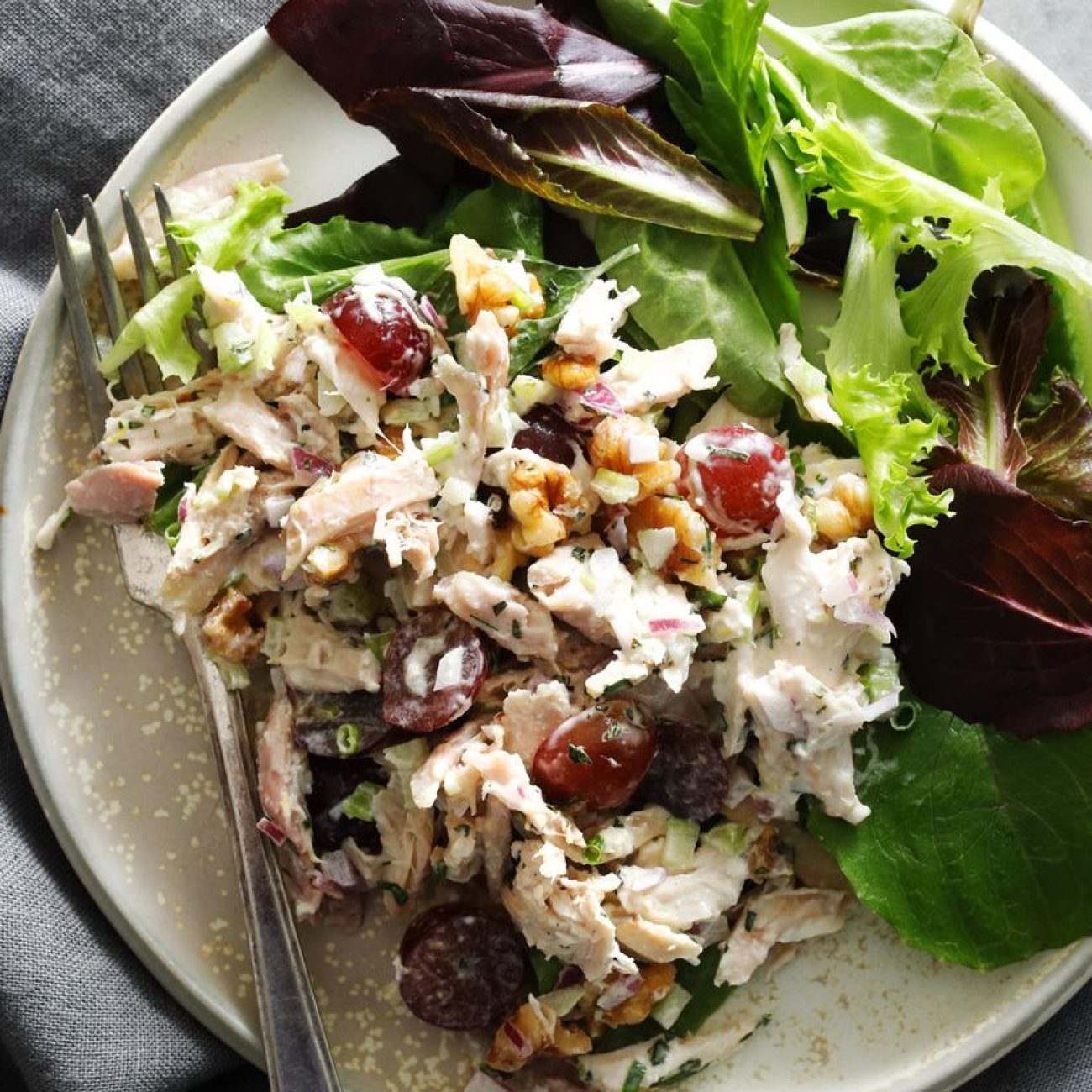 Saras Feta Walnut Tuna