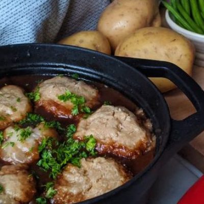 Savory Beef And Kidney Casserole With Crispy Mustard Toasts