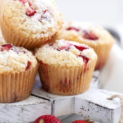 Strawberry Sour Cream Muffins: A Moist and Flavorful Treat