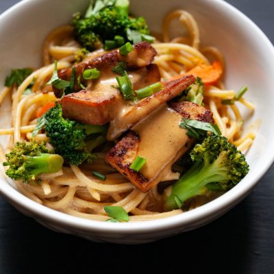 Tangy Shrimp and Broccoli Stir-Fry Delight