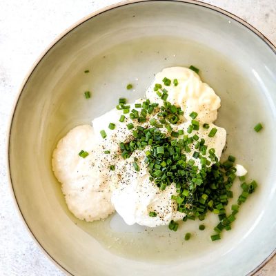 Zesty Chicken Patties With Bold Horseradish Aioli