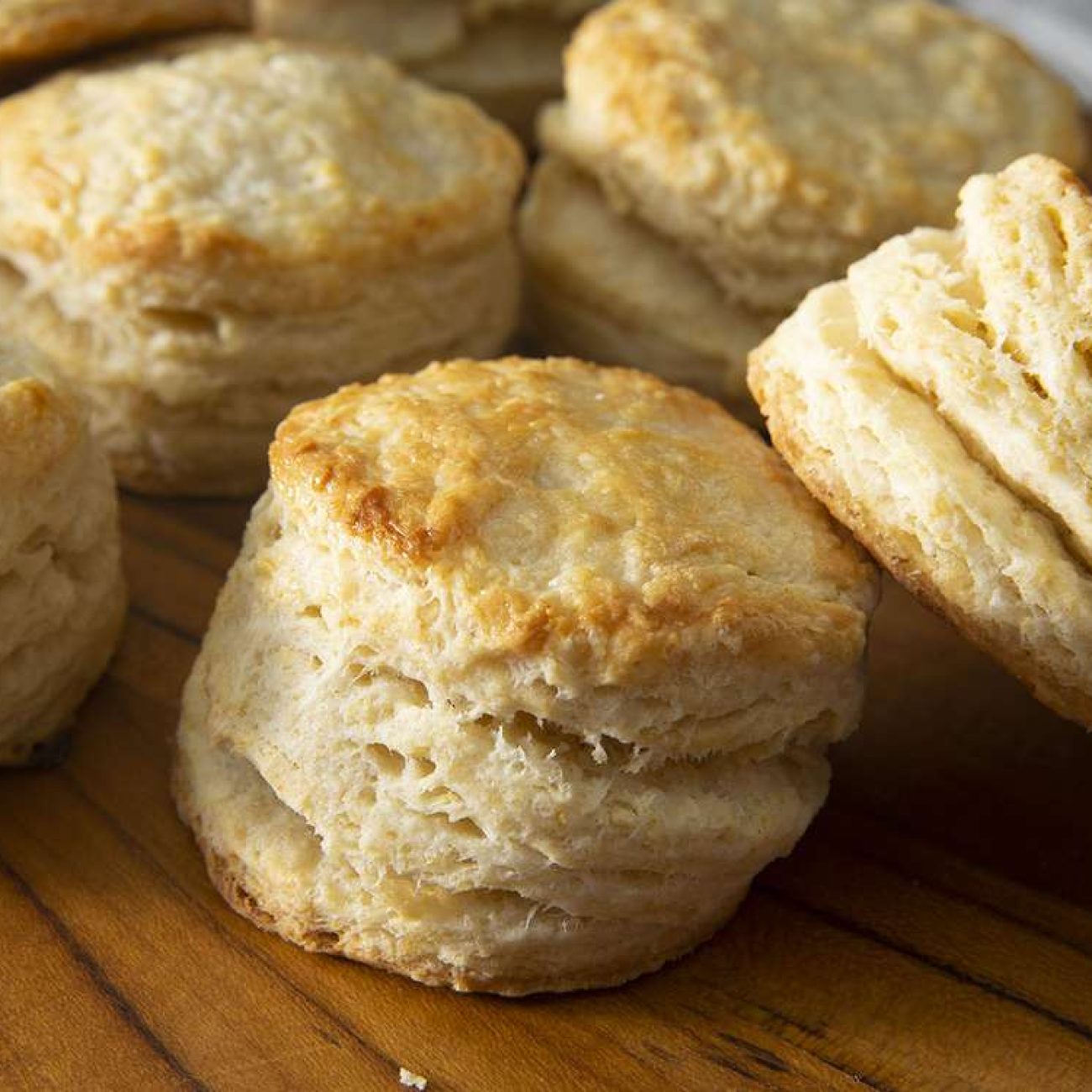 220943 Chefjohnsbuttermilkbiscuits Mfs 1X2 8373F74A97274B099E66E2C19E7E2137